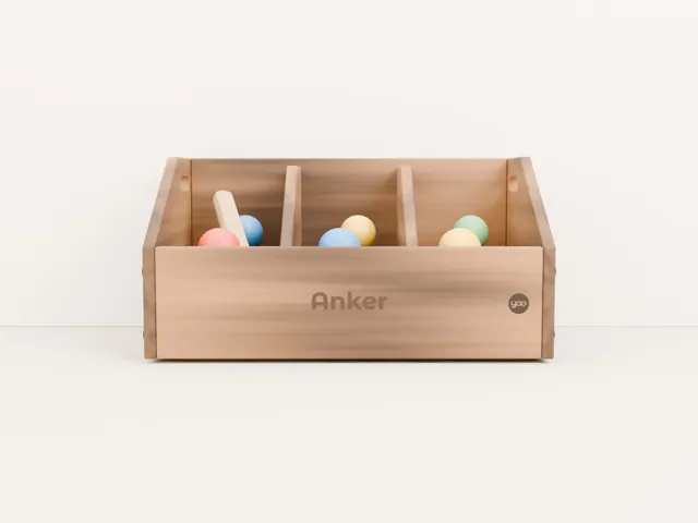 Personalized dog toy box · Barn