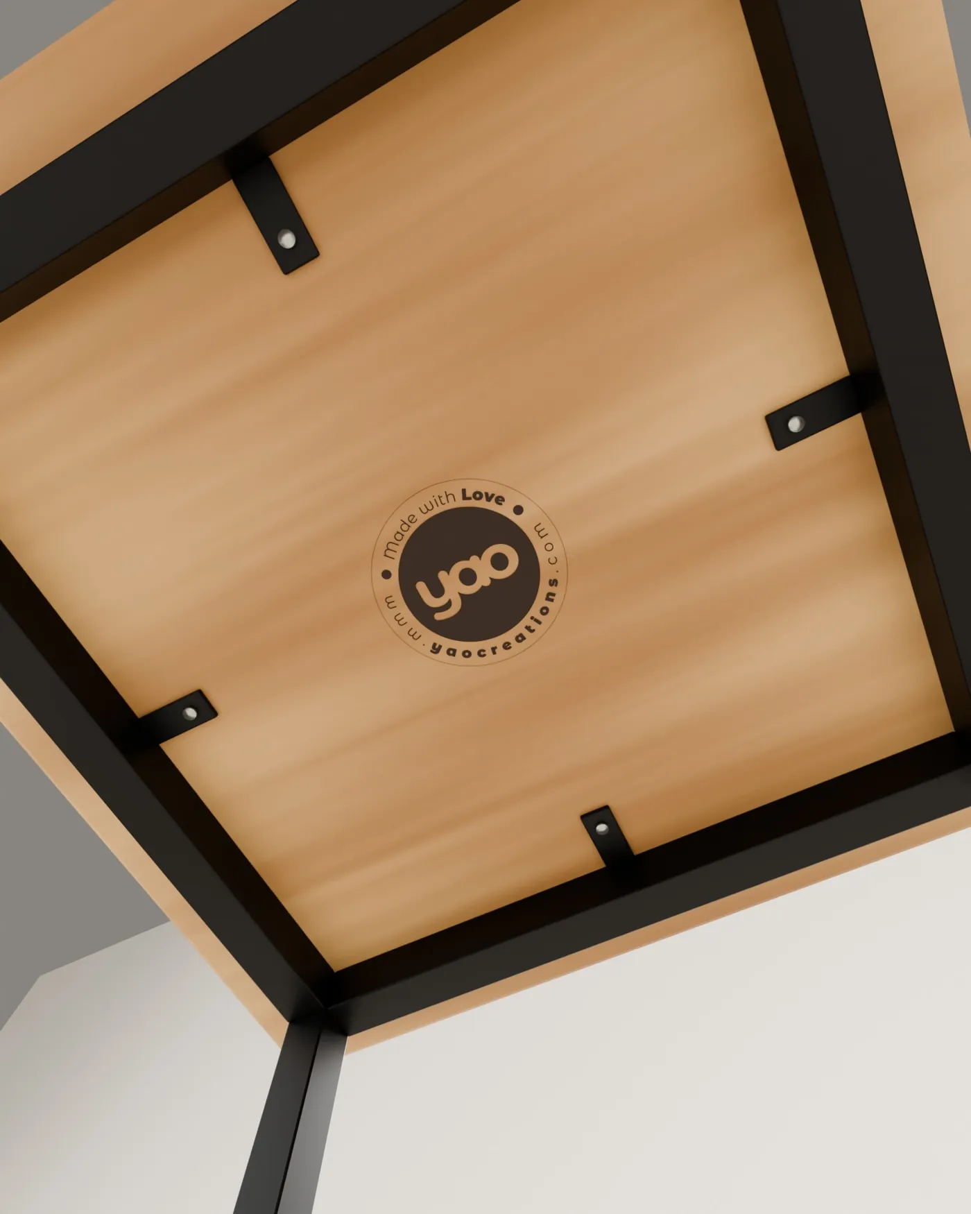 Mesa alta de bar de madera · Mesa alta de bar de madera