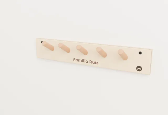 Perchero de pared con ganchos