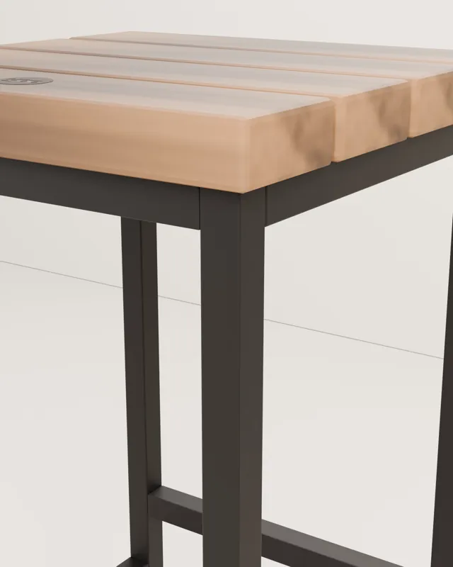 Taburete alto industrial de madera · Forja